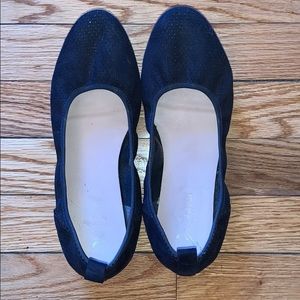 Navy blue flats